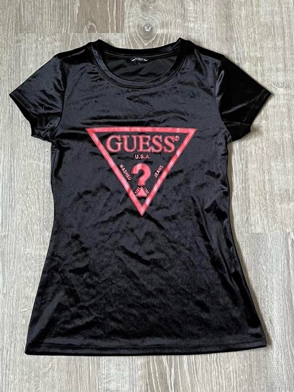 Velour black and red Guess logo shirt